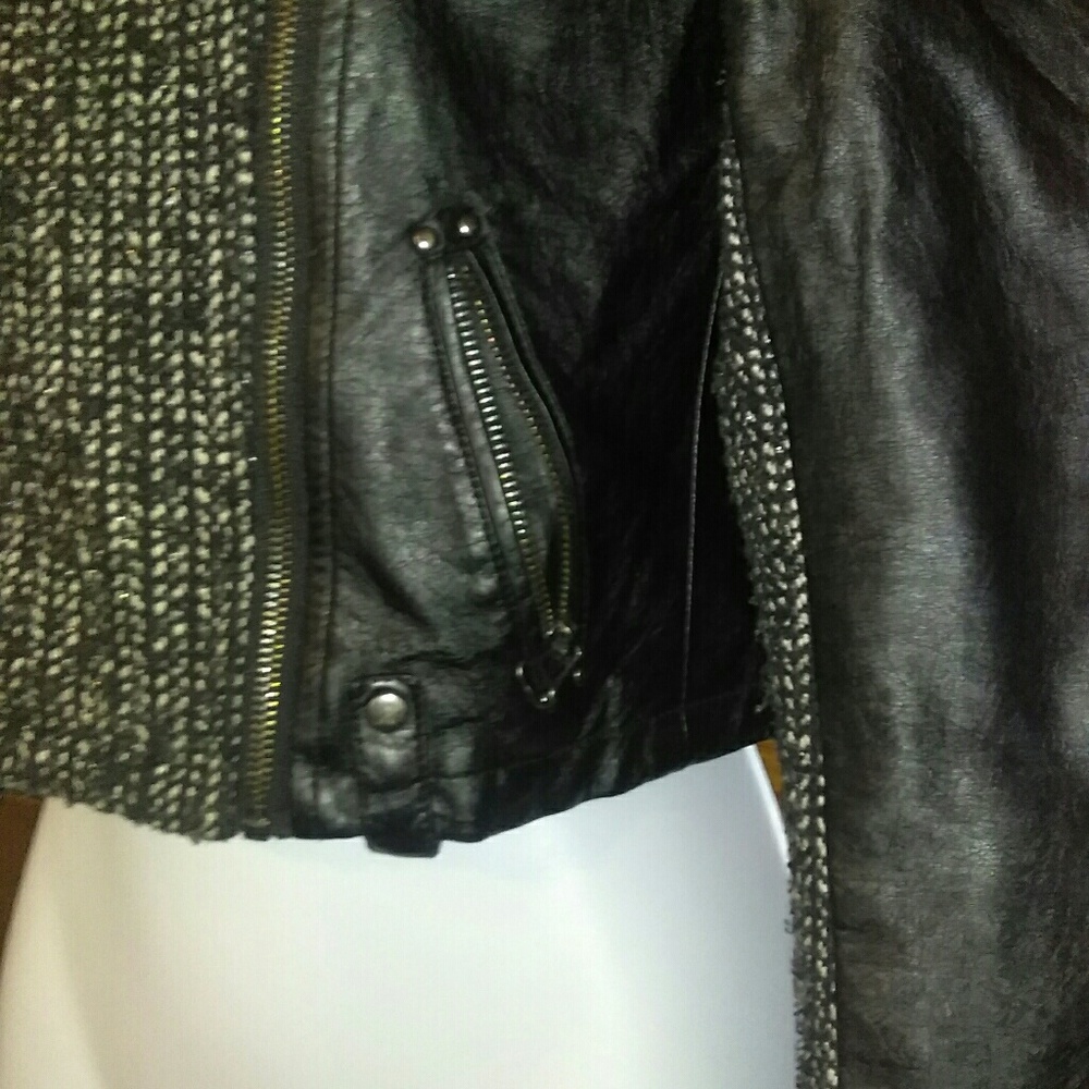 Jessica Simpson jacket - Picture 4 of 8